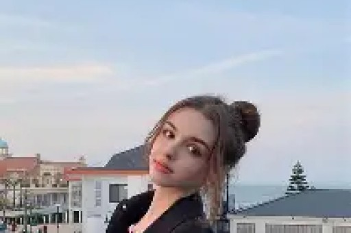 42 娱乐速递：粉底液将军风波、宋雨琦缺席《跑男》、李荣浩口才真相都在这